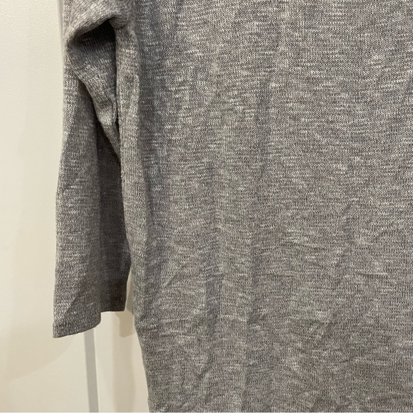 NWT Aerie Light Grey 3/4 Length Sleeve Top - Picture 2 of 5
